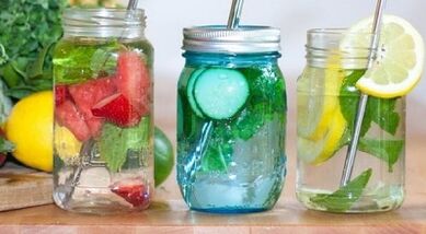 Prova un menu dietetico da bere per 7 giorni