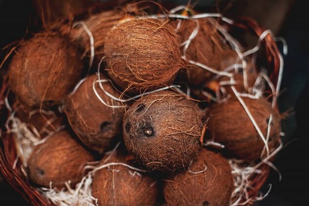 Cocco e olio di cocco per la dieta chetogenica